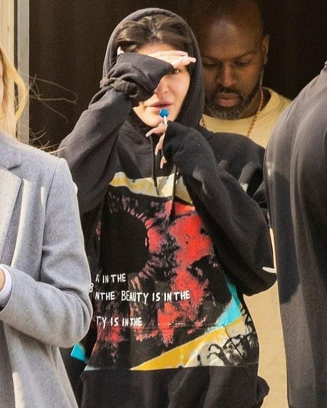 Travis Scott Eye Hood­ie Black worn by Kylie Jenner Calabasas December 17, 2019