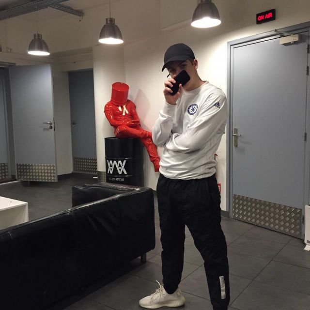 nike epic react flyknit sizing reddit