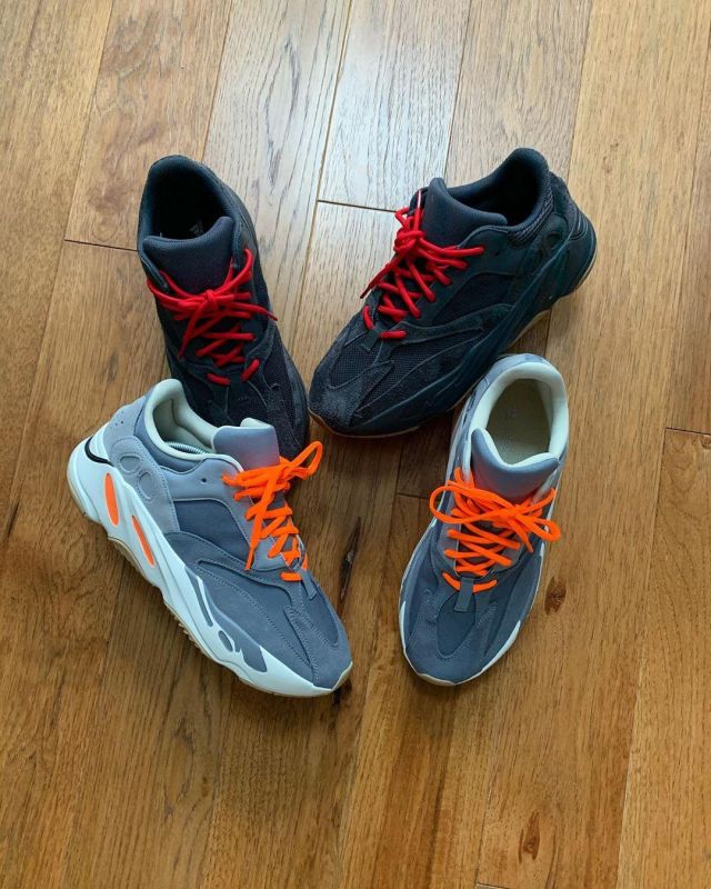 yeezy 700 magnet