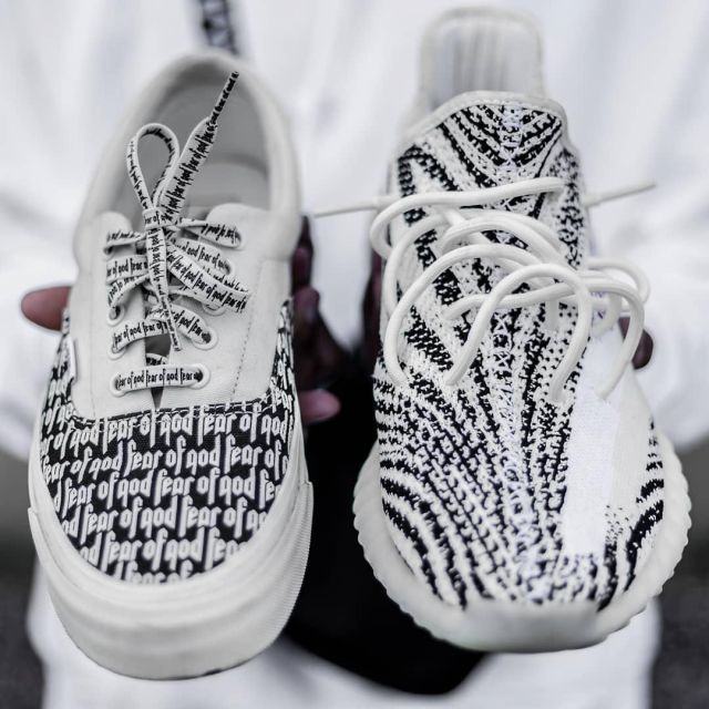 Vans Era 95 DX Fear of God White Black on the account Instagram of @navkhuttan