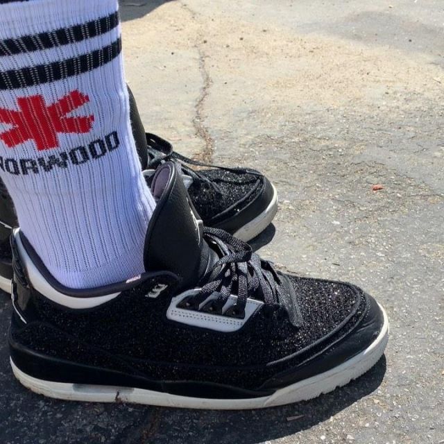 Sneakers jordan shiny black worn by Trinidad James on the account Instagram of @trinidadjamesgg