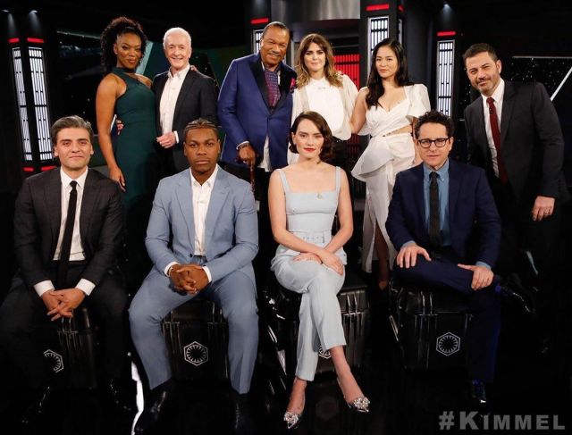 Katkim Allora boucle d'Oreille portées par Daisy Ridley Jimmy Kimmel Live! Le 16 décembre 2019