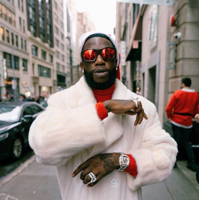 Sunglasses reflection-red worn by Gucci Mane on the account Instagram of @laflare1017