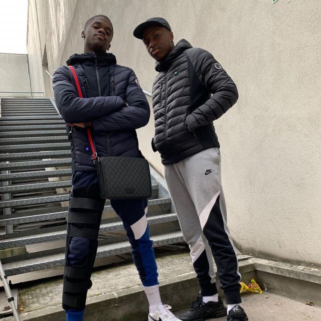 nike m nsw hbr crw ft stmt t-shirt à manches longues homme nike m nsw hbr crw ft stmt t-shirt à manches longues homme