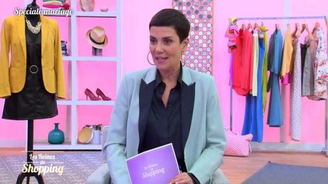 La veste de blazer vert menthe de Cristina Córdula dans Les reines du shopping