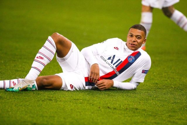 2018-19 PSG Third Football Soccer T-Shirt Maillot White Kylian Mbappe 7