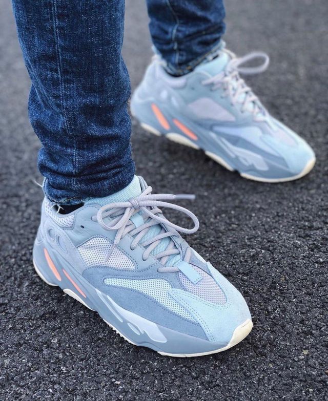 Adidas Yeezy Boost 700 Inertia sur le compte Instagram de @sneakersfromfrance