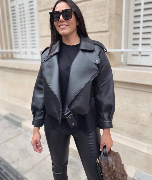 Leather Jack­et of Laura Naim on the Instagram account @laura_naim