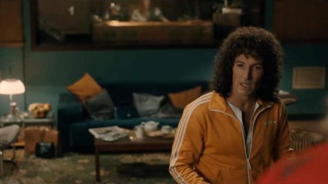 Sweatshirt Adidas yellow Brian May (Gwilym Lee) in the film Bohemian Rhapsody
