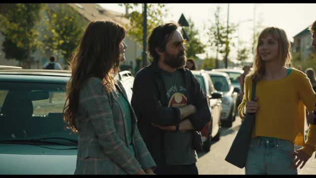 Tote bag green khaki Sam (Jeremy Gillet) in Mytho (S01E01)