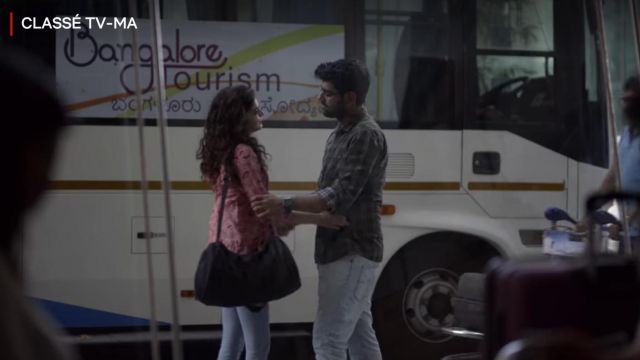 Shirt checkered red Kavya Kulkarni (Mithila Palkar) in The small things (S03E01)