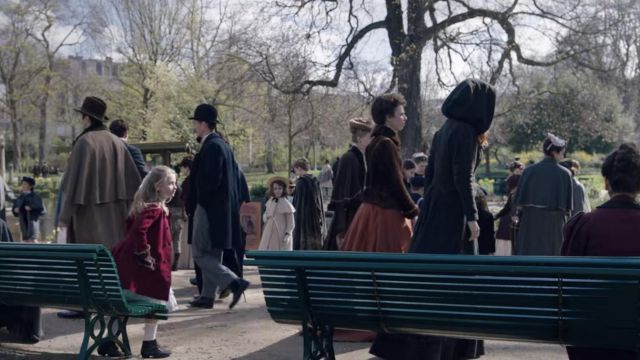 The woolen cloak with hood worn by Adrienne of Lenverpré (Audrey Fleurot) in the series in The bazaar of love (S01E04)