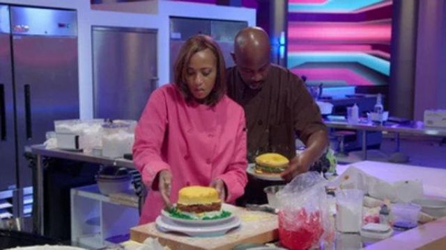 Pink chef shirt Chef Angela in Sugar Rush (S01E01)