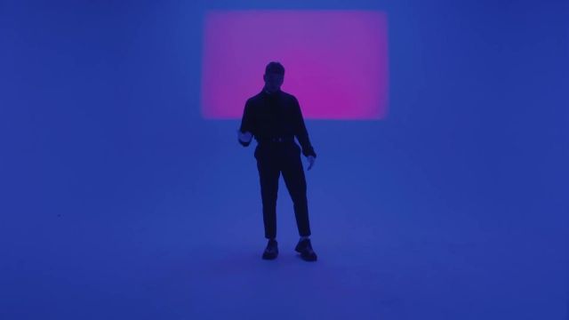 Black Shoes Worn By Bazzi In His I F L Y Music Video Spotern