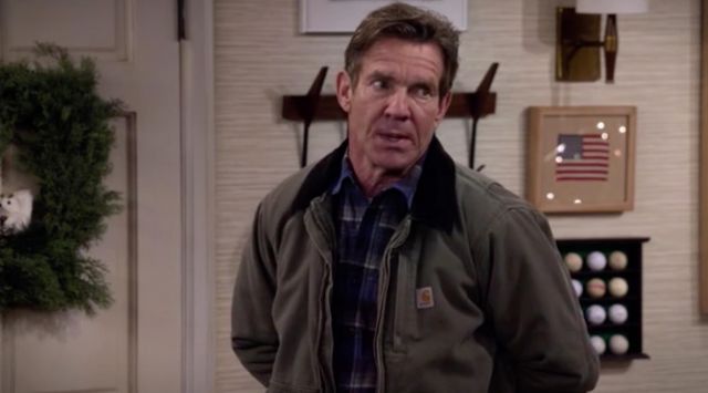 Bomber green Don Quinn (Dennis Quaid) in Merry Happy Whatever (S01E04 ...