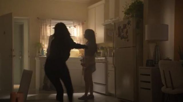 Vans Black Old Skool worn by Ellie (Jenna Ortega) in YOU Season 2 Episode 6
