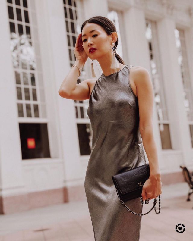 Chanel Wal­let Quilt­ed Black of Christine Kong on the Instagram account @dailykongfidence