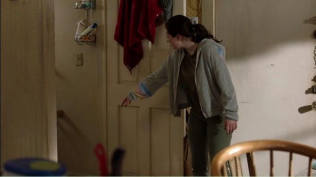 Grey Hoodie worn by Debbie Gallagher (Emma Kenney) in Shameless Season 10 Episode  7