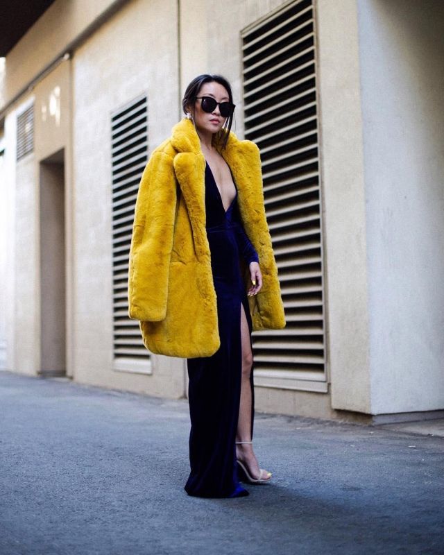 Yellow Faux Fur Coat of Nina Hu on the Instagram account @citizensrunway