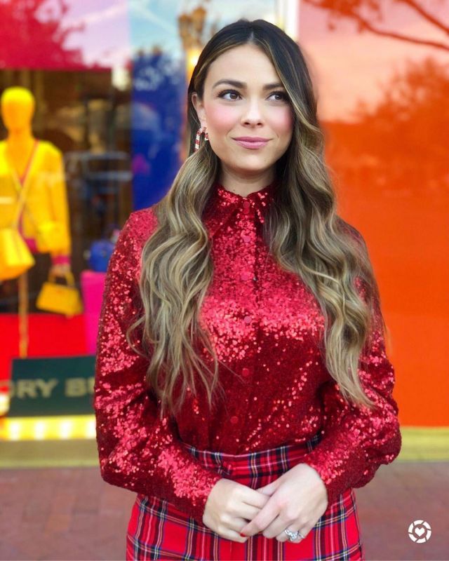 Red Sequin Shirt of Meghan Young on the Instagram account @themeghanjones