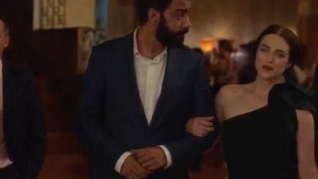 lena luthor green dress Green Dress of Lena Luthor (Katie McGrath) in Supergirl (S05E06)