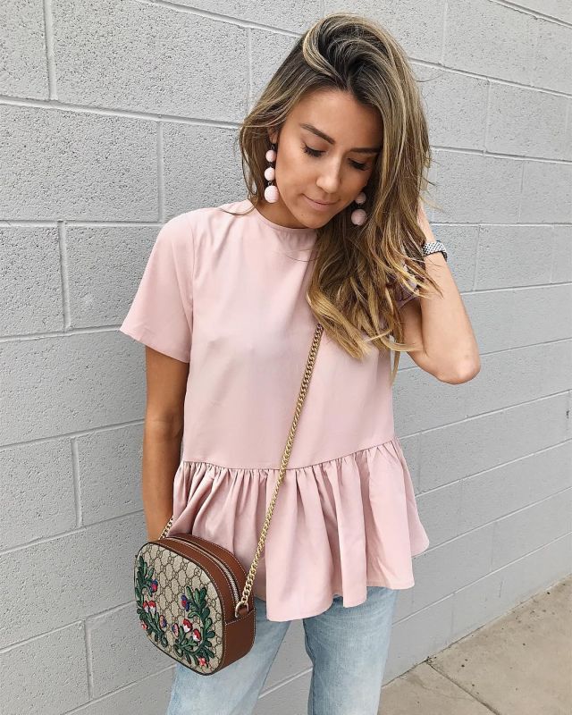 Top Pink of Christine en la cuenta de Instagram @christineandrew