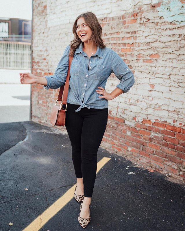 Sling­back Pump of Caralyn Mirand Koch on the Instagram account @caralynmirand