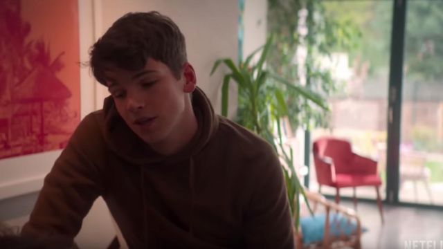 Brown hoodie of Adam's son in The Stranger (Season 1)