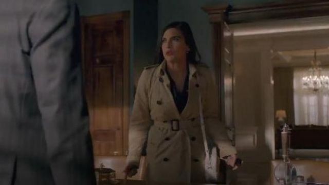 Trench-Coat de Cristal Jennings (Ana Brenda Contreras) dans Dynastie (S02E21)