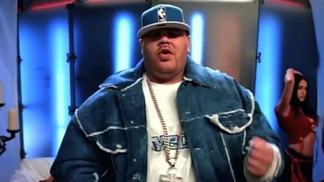 Jacket in jean's moltonné of Fat Joe in Fat Joe - What's Luv? ft. Ashanti (Official Music Video)