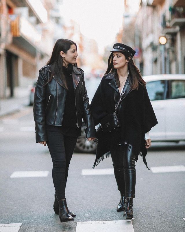 Shoulder bag black Alba Paul Ferrer on the account Instagram of @albapaulfe