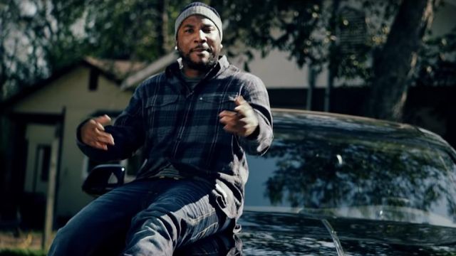 Shirt has gray tile of Jeezy in Young Jeezy - Get Right (Explicit)