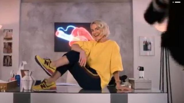 Yel­low Sneak­ers worn by Alice Pieszecki (Leisha Hailey) in The L Word: Generation Q Season 1 Episode 4