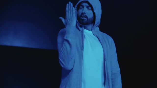 Hoodie grey Eminem in Eminem - Darkness (Official Video)