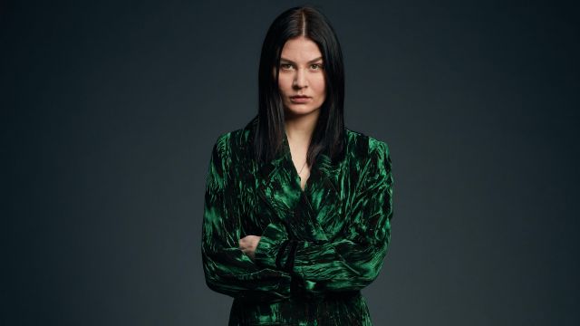 Green Dress of Satu (Malin Buska) in A Discovery of Witches (S01)