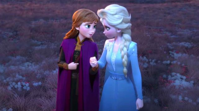 Le déguisement robe bleue de Elsa (Idina Menzel) dans La Reine des neiges 2