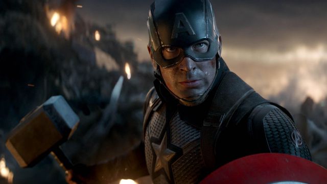 La tenue de Steve Rogers / Captain America (Chris Evans) dans Avengers: Endgame