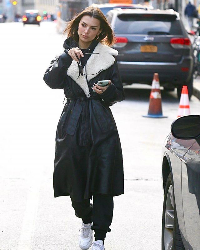 Loewe Belt­ed Shear­ling Trimmed Leather Coat worn by Emily Ratajkowski New York City January 21, 2020