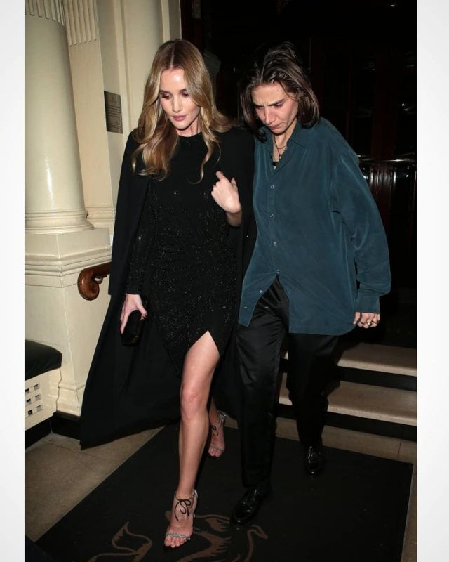 La Collection Ade­line Wool Blend Coat worn by Rosie Huntington