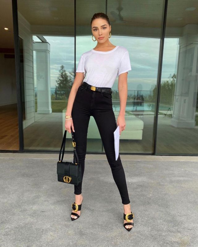 Versace Baroc­co West­ern Mules worn by Olivia Culpo Instagram January 22, 2020