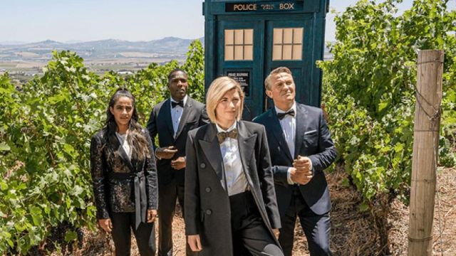 Manteau du 13ème Docteur (Jodie Whittaker) dans Doctor Who (S12E01)
