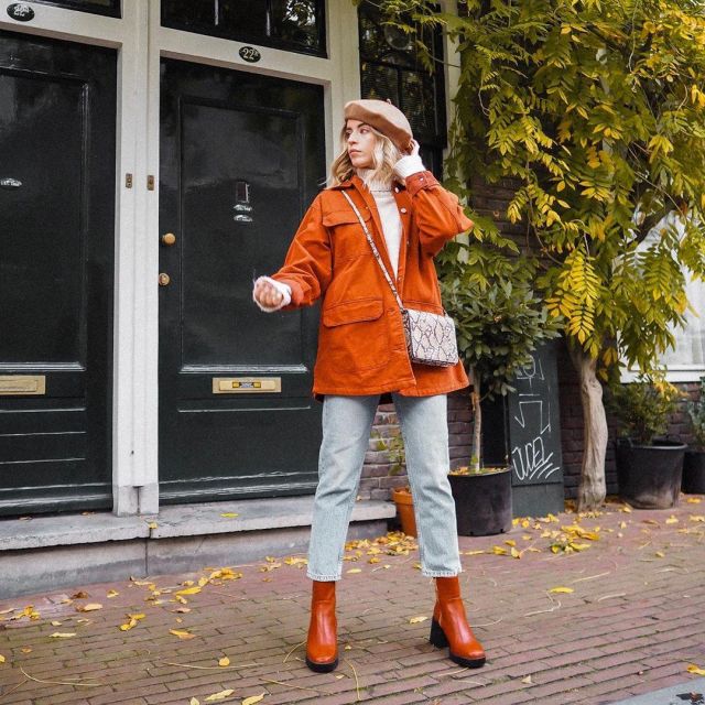 Over­sized Twill Jack­et of Charlotte Olivia on the Instagram account @iamcharlotteolivia