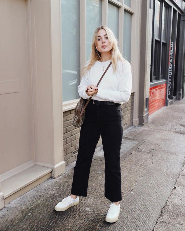 Weekday High Straight Jeans of Georgia Luisa Allegra Meramo on the Instagram account @glameramo