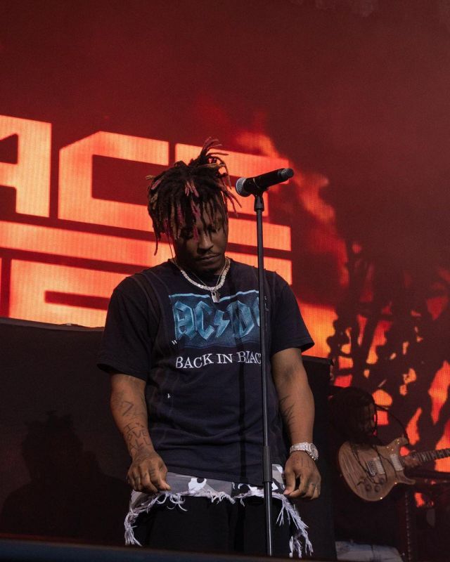 AC DC Shirt worn by Juice Wrld on the Instagram account juicewrld999