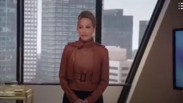 Crop Leather Jack­et worn by Jacqueline Carlyle (Melora Hardin) in The Bold Type Season 4 Episode 2