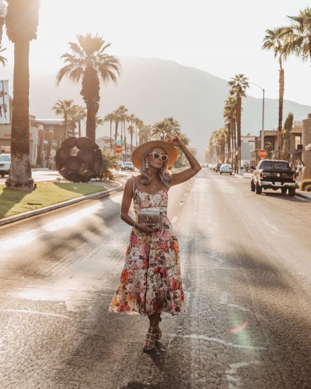 Zimmermann Flo­ral Print Dress of Josie on the Instagram account @josieldn