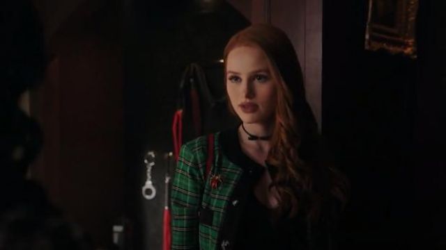 Black Leather Bow Choker worn by Cheryl Blossom (Madelaine Petsch) in Riverdale Season 4 Episode 11