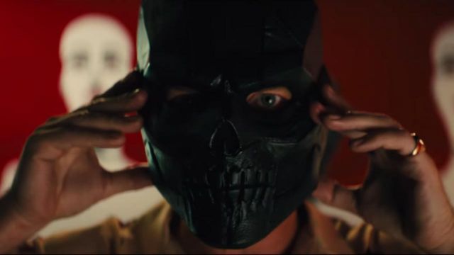 Black Mask worn by Roman Sionis (Ewan McGregor) as seen in Birds of Prey (and the Fantabulous Emancipation of One Harley Quinn)