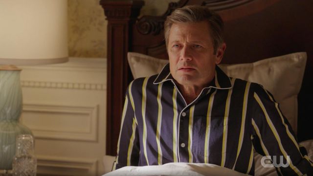 Striped Pajamas of Blake Carrington (Grant Show) in Dynasty (S03E11)