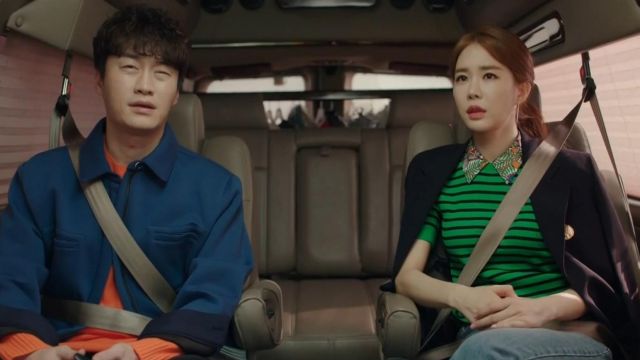 Suéter de cuello tejido usado por Jin Shim (Yoon Seo) en Touch Your Heart Episodio 13